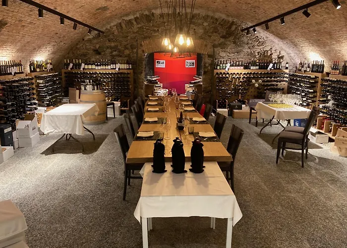 Hotel Ristorante Grotto Serta